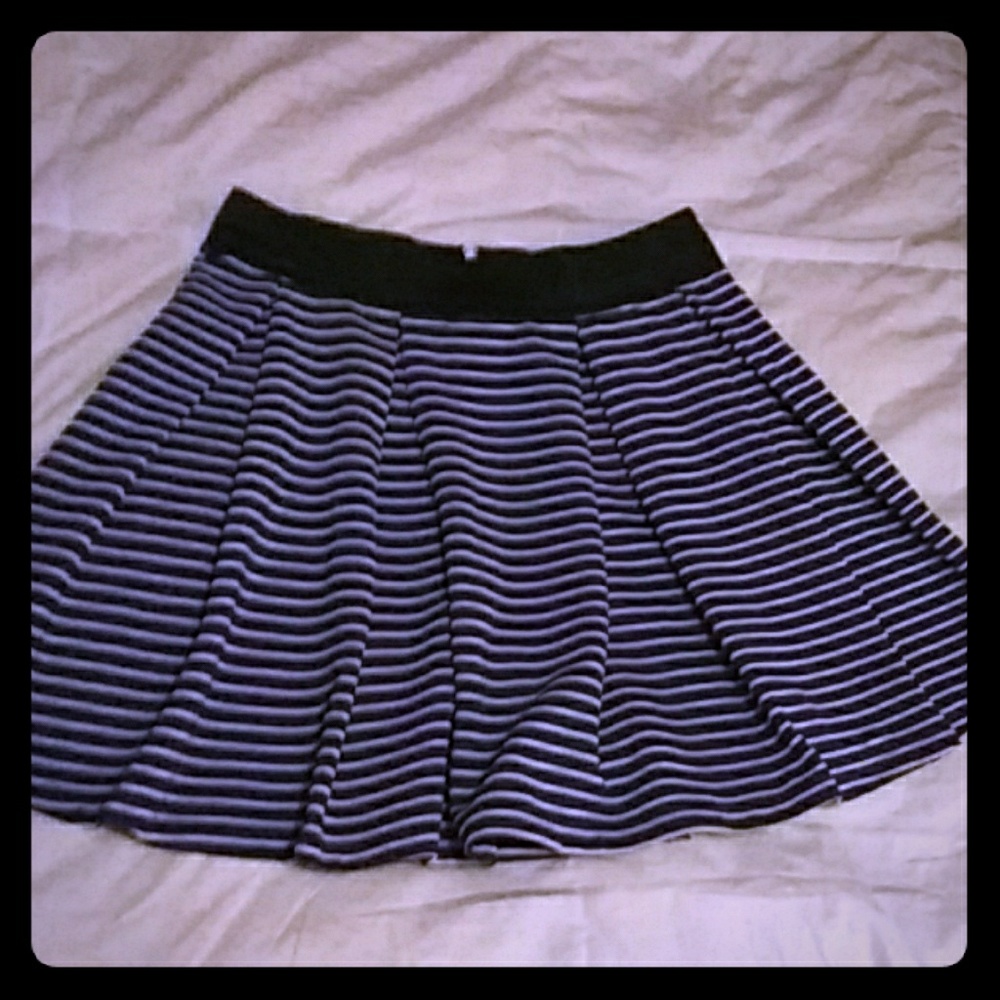 High Waisted Striped Skirt
